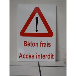 Beton frais accès interdit